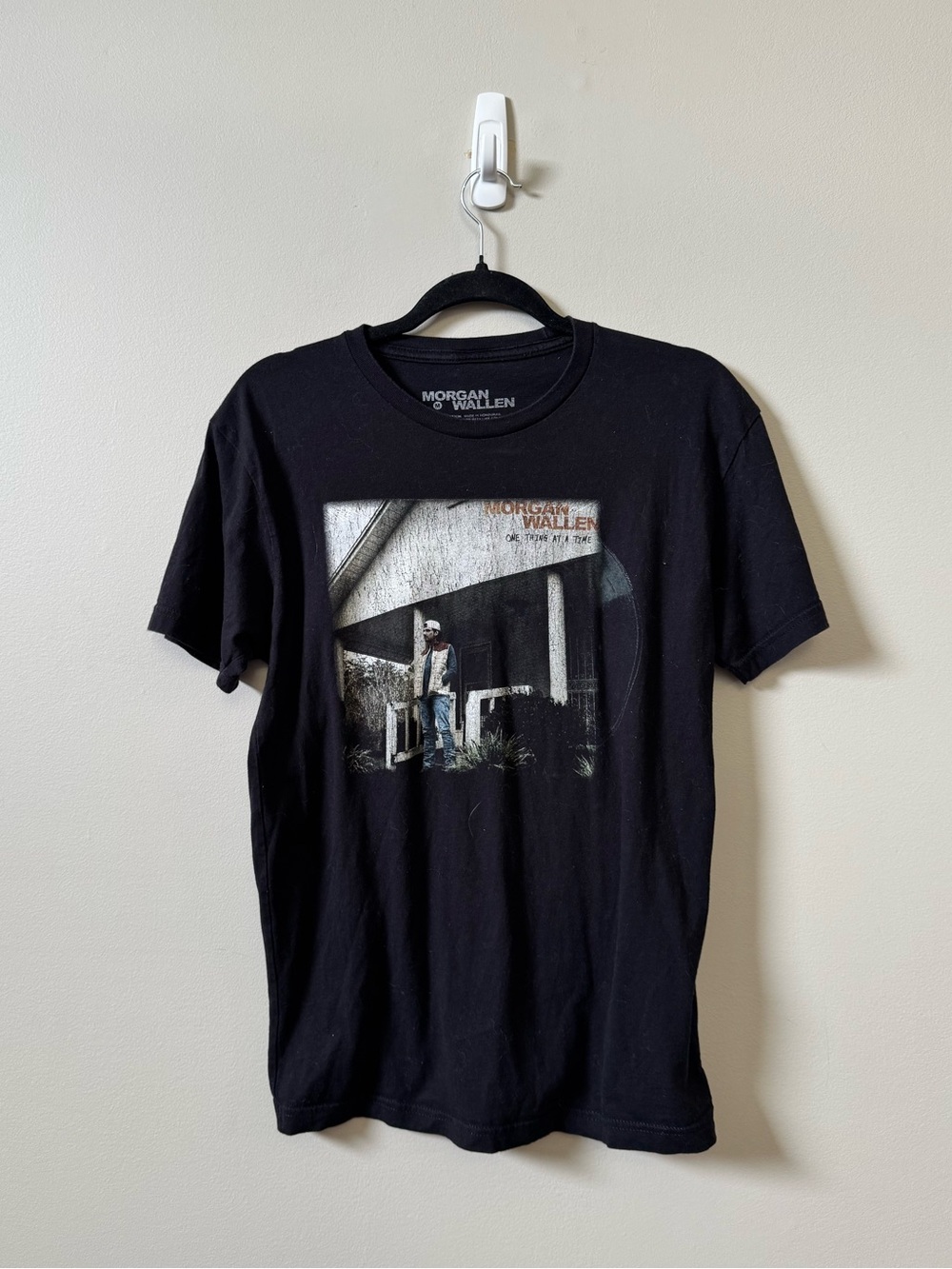 Morgan Wallen one night at a time world tour short sleeve t-shirt 💜